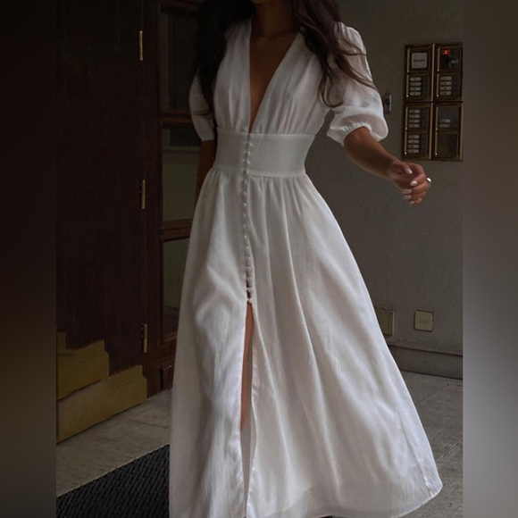 Commense Dresses & Skirts - Elegant White Maxi Dress button front M